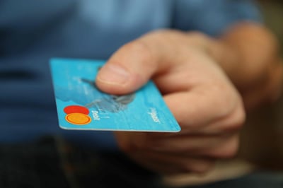 6 Ways to Incorporate Cards Into Your Bank’s Product Offerings